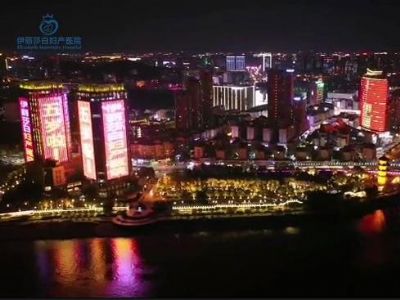 ���̰���